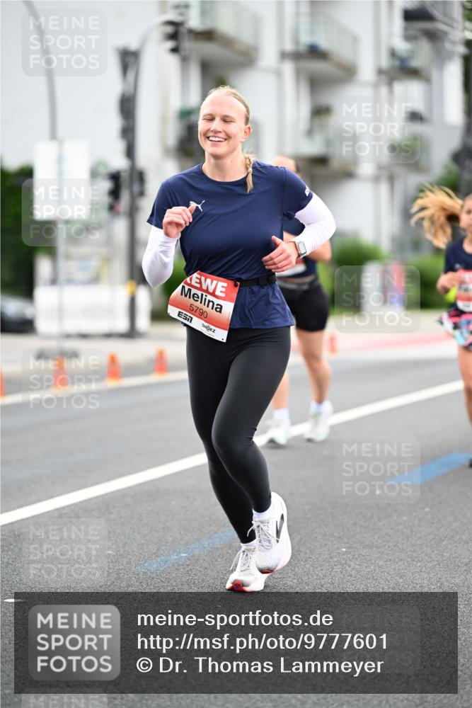 14.06.2026 - REWE Women's Run Dr. Thomas Lammeyer http://msf.ph/oto/9777601 14.06.2026 10:41:20 Laufen 5790 meine-sportfotos.de