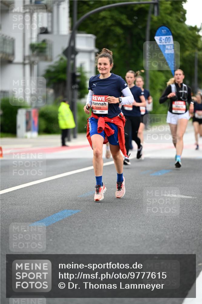 14.06.2026 - REWE Women's Run Dr. Thomas Lammeyer http://msf.ph/oto/9777615 14.06.2026 10:41:24 Laufen 5649, 57, 5, 00 meine-sportfotos.de