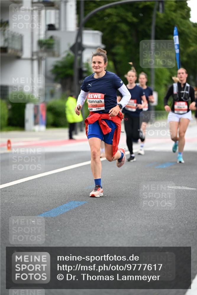 14.06.2026 - REWE Women's Run Dr. Thomas Lammeyer http://msf.ph/oto/9777617 14.06.2026 10:41:24 Laufen 5649 meine-sportfotos.de