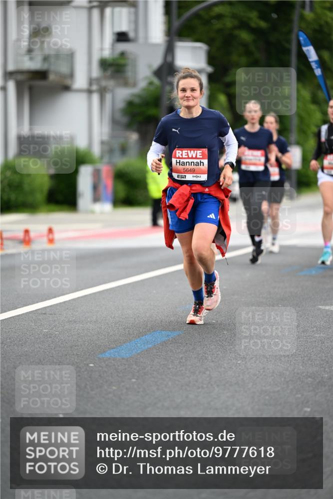 14.06.2026 - REWE Women's Run Dr. Thomas Lammeyer http://msf.ph/oto/9777618 14.06.2026 10:41:24 Laufen 5649 meine-sportfotos.de