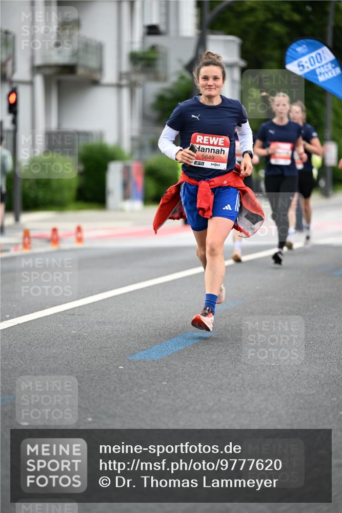 14.06.2026 - REWE Women's Run Dr. Thomas Lammeyer http://msf.ph/oto/9777620 14.06.2026 10:41:25 Laufen 5649, 7, 5, 00 meine-sportfotos.de