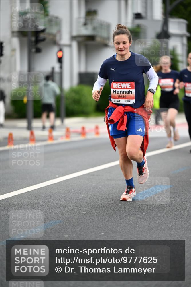 14.06.2026 - REWE Women's Run Dr. Thomas Lammeyer http://msf.ph/oto/9777625 14.06.2026 10:41:25 Laufen 5649 meine-sportfotos.de
