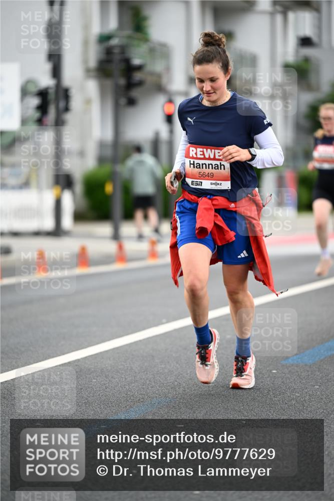 14.06.2026 - REWE Women's Run Dr. Thomas Lammeyer http://msf.ph/oto/9777629 14.06.2026 10:41:25 Laufen 5649, 7 meine-sportfotos.de