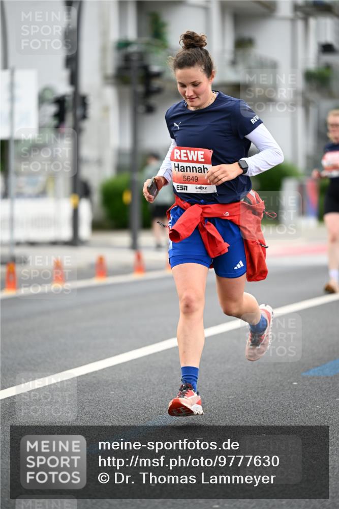 14.06.2026 - REWE Women's Run Dr. Thomas Lammeyer http://msf.ph/oto/9777630 14.06.2026 10:41:26 Laufen 5649, 57 meine-sportfotos.de