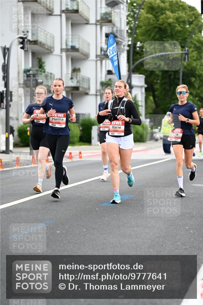 14.06.2026 - REWE Women's Run Dr. Thomas Lammeyer http://msf.ph/oto/9777641 14.06.2026 10:41:27 Laufen 5, 00, 5048, 5451, 5695, 57 meine-sportfotos.de