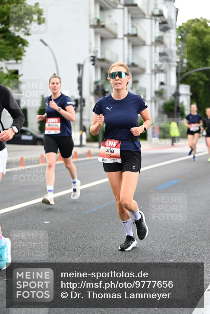 14.06.2026 - REWE Women's Run Dr. Thomas Lammeyer http://msf.ph/oto/9777656 14.06.2026 10:41:30 Laufen 5527 meine-sportfotos.de