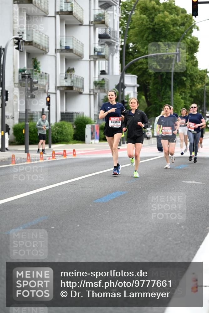 14.06.2026 - REWE Women's Run Dr. Thomas Lammeyer http://msf.ph/oto/9777661 14.06.2026 10:41:31 Laufen 10728, 6277 meine-sportfotos.de
