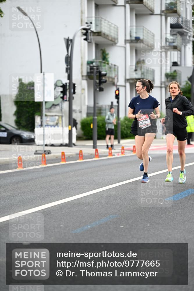 14.06.2026 - REWE Women's Run Dr. Thomas Lammeyer http://msf.ph/oto/9777665 14.06.2026 10:41:32 Laufen 10728 meine-sportfotos.de