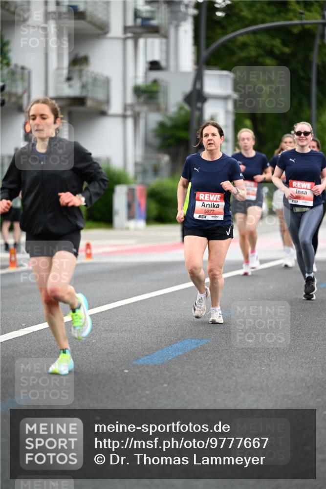 14.06.2026 - REWE Women's Run Dr. Thomas Lammeyer http://msf.ph/oto/9777667 14.06.2026 10:41:33 Laufen 5277, 5979 meine-sportfotos.de