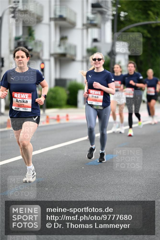 14.06.2026 - REWE Women's Run Dr. Thomas Lammeyer http://msf.ph/oto/9777680 14.06.2026 10:41:34 Laufen 5277, 5179 meine-sportfotos.de