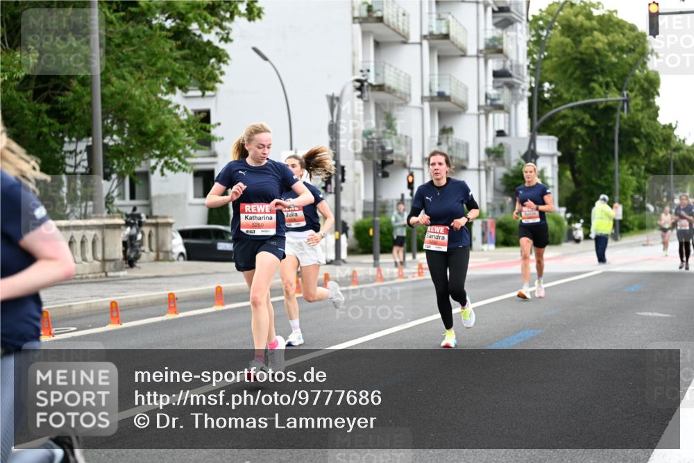 14.06.2026 - REWE Women's Run Dr. Thomas Lammeyer http://msf.ph/oto/9777686 14.06.2026 10:41:37 Laufen 5250, 7 meine-sportfotos.de