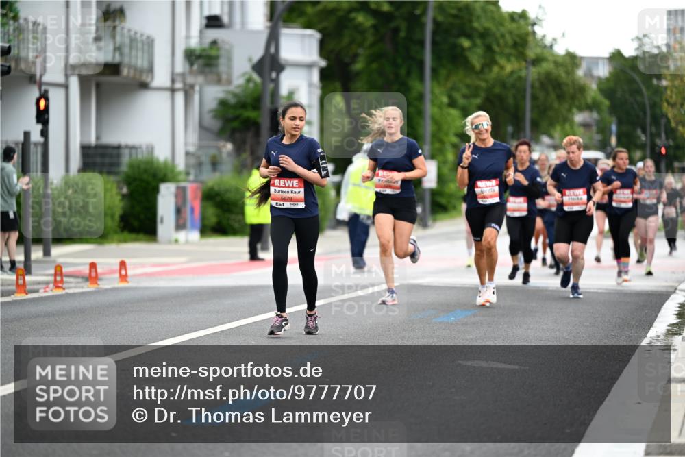 14.06.2026 - REWE Women's Run Dr. Thomas Lammeyer http://msf.ph/oto/9777707 14.06.2026 10:41:41 Laufen 5679 meine-sportfotos.de