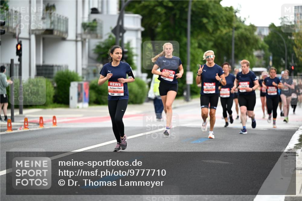 14.06.2026 - REWE Women's Run Dr. Thomas Lammeyer http://msf.ph/oto/9777710 14.06.2026 10:41:42 Laufen 5679 meine-sportfotos.de