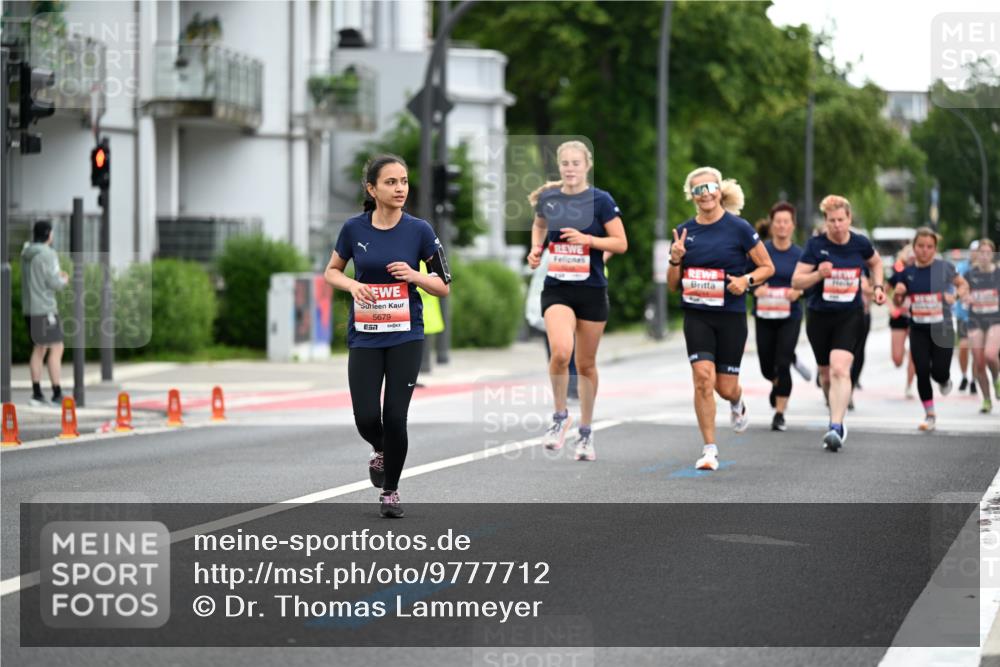 14.06.2026 - REWE Women's Run Dr. Thomas Lammeyer http://msf.ph/oto/9777712 14.06.2026 10:41:42 Laufen 5679, 7 meine-sportfotos.de