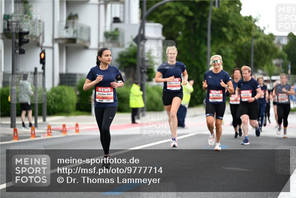14.06.2026 - REWE Women's Run Dr. Thomas Lammeyer http://msf.ph/oto/9777714 14.06.2026 10:41:42 Laufen 5679, 7 meine-sportfotos.de