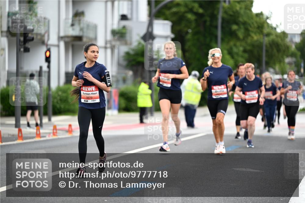 14.06.2026 - REWE Women's Run Dr. Thomas Lammeyer http://msf.ph/oto/9777718 14.06.2026 10:41:43 Laufen 5679 meine-sportfotos.de