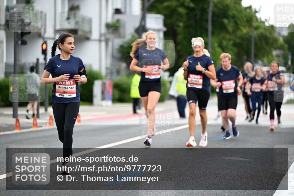 14.06.2026 - REWE Women's Run Dr. Thomas Lammeyer http://msf.ph/oto/9777723 14.06.2026 10:41:43 Laufen 5679 meine-sportfotos.de