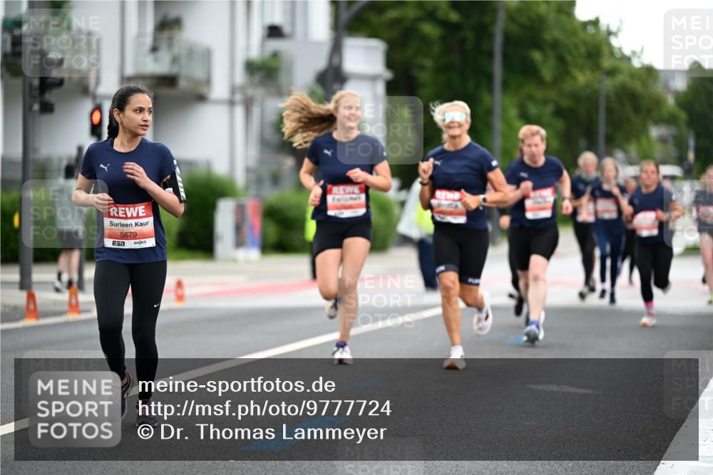 14.06.2026 - REWE Women's Run Dr. Thomas Lammeyer http://msf.ph/oto/9777724 14.06.2026 10:41:43 Laufen 5679 meine-sportfotos.de