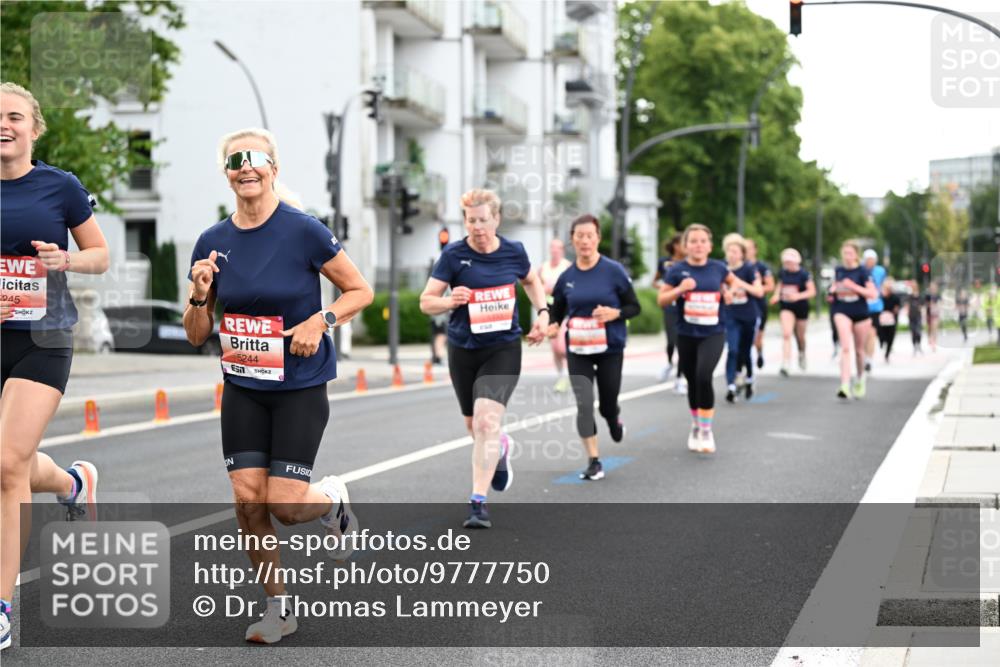 14.06.2026 - REWE Women's Run Dr. Thomas Lammeyer http://msf.ph/oto/9777750 14.06.2026 10:41:47 Laufen 245, 5244 meine-sportfotos.de