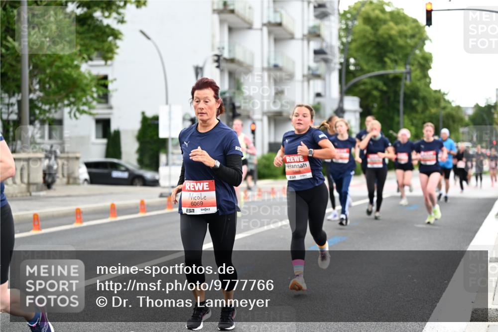 14.06.2026 - REWE Women's Run Dr. Thomas Lammeyer http://msf.ph/oto/9777766 14.06.2026 10:41:49 Laufen 6069, 651 meine-sportfotos.de
