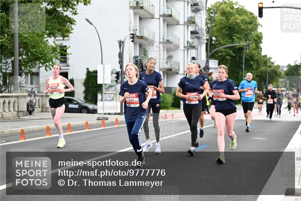 14.06.2026 - REWE Women's Run Dr. Thomas Lammeyer http://msf.ph/oto/9777776 14.06.2026 10:41:51 Laufen 5778 meine-sportfotos.de