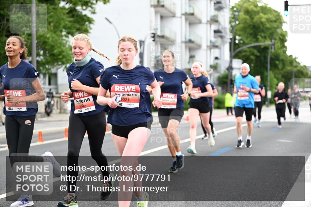 14.06.2026 - REWE Women's Run Dr. Thomas Lammeyer http://msf.ph/oto/9777791 14.06.2026 10:41:52 Laufen 5287, 5806, 51, 5021, 1131 meine-sportfotos.de