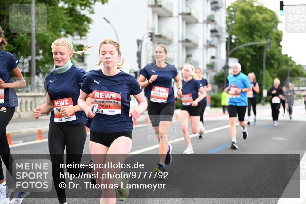 14.06.2026 - REWE Women's Run Dr. Thomas Lammeyer http://msf.ph/oto/9777792 14.06.2026 10:41:52 Laufen 51, 5021, 7 meine-sportfotos.de
