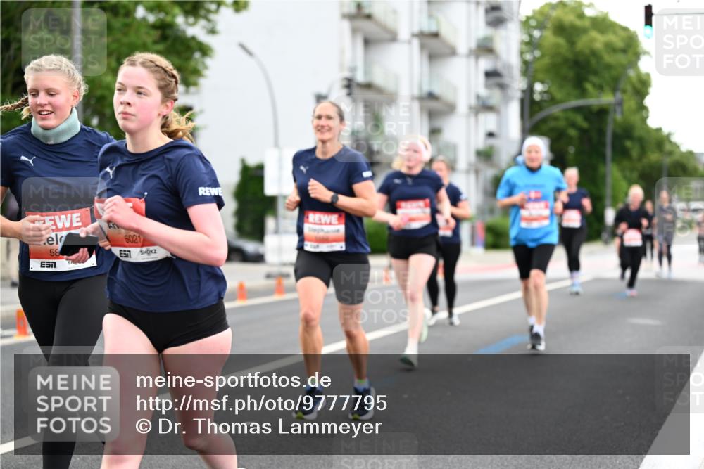 14.06.2026 - REWE Women's Run Dr. Thomas Lammeyer http://msf.ph/oto/9777795 14.06.2026 10:41:53 Laufen 58, 5021 meine-sportfotos.de