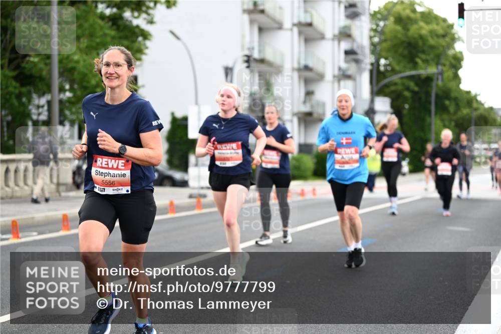 14.06.2026 - REWE Women's Run Dr. Thomas Lammeyer http://msf.ph/oto/9777799 14.06.2026 10:41:53 Laufen 5556 meine-sportfotos.de
