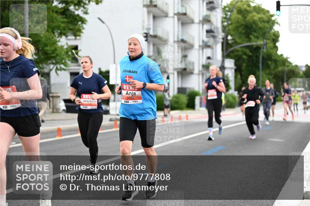 14.06.2026 - REWE Women's Run Dr. Thomas Lammeyer http://msf.ph/oto/9777808 14.06.2026 10:41:55 Laufen 5753, 5070, 5683, 7 meine-sportfotos.de
