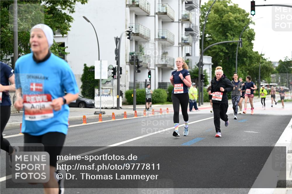 14.06.2026 - REWE Women's Run Dr. Thomas Lammeyer http://msf.ph/oto/9777811 14.06.2026 10:41:55 Laufen 5911 meine-sportfotos.de