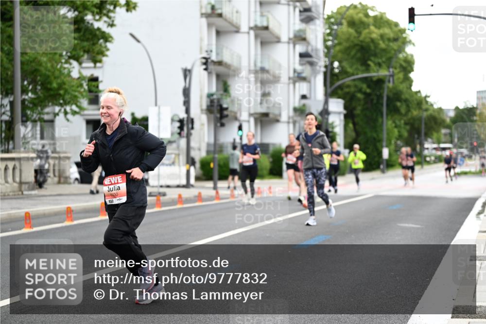 14.06.2026 - REWE Women's Run Dr. Thomas Lammeyer http://msf.ph/oto/9777832 14.06.2026 10:41:58 Laufen 5500, 7 meine-sportfotos.de