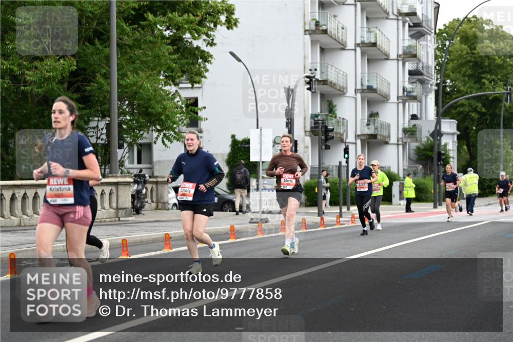 14.06.2026 - REWE Women's Run Dr. Thomas Lammeyer http://msf.ph/oto/9777858 14.06.2026 10:42:01 Laufen 5545 meine-sportfotos.de