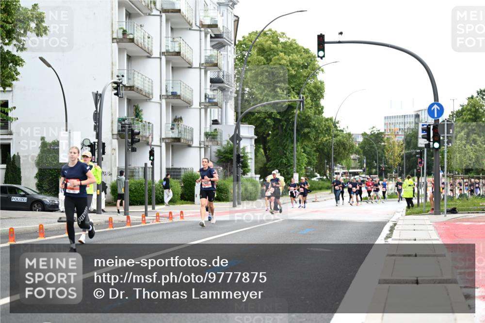 14.06.2026 - REWE Women's Run Dr. Thomas Lammeyer http://msf.ph/oto/9777875 14.06.2026 10:42:03 Laufen 994 meine-sportfotos.de