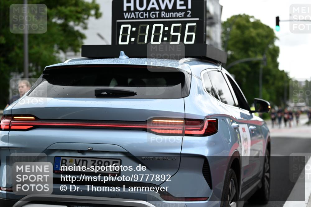 14.06.2026 - REWE Women's Run Dr. Thomas Lammeyer http://msf.ph/oto/9777892 14.06.2026 10:42:05 Laufen 389, 1, 2, 0, 00, 56 meine-sportfotos.de