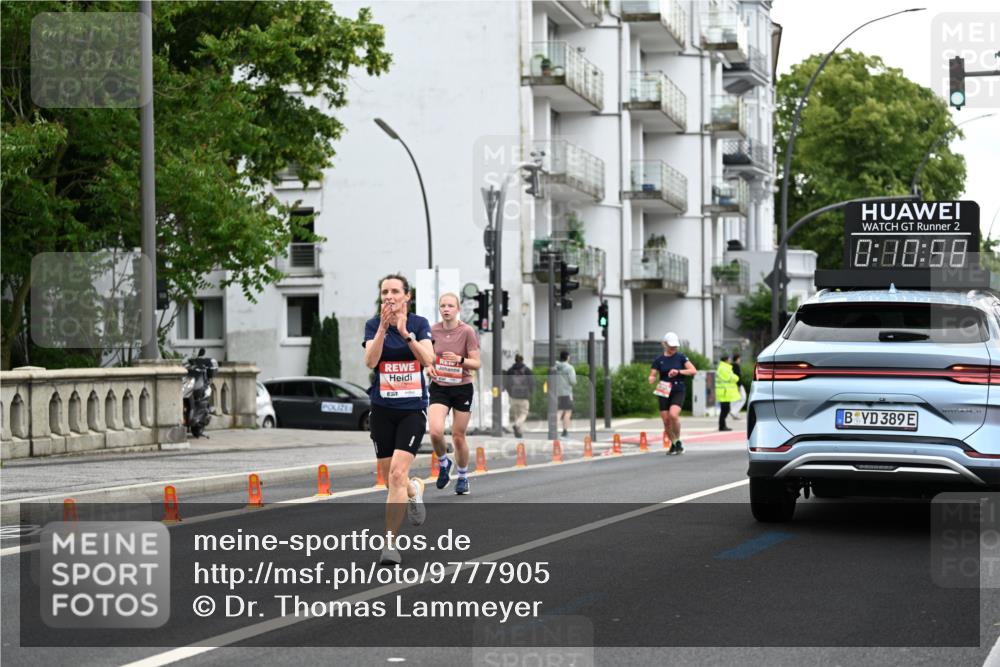 14.06.2026 - REWE Women's Run Dr. Thomas Lammeyer http://msf.ph/oto/9777905 14.06.2026 10:42:07 Laufen 51, 2, 0, 80, 68, 389 meine-sportfotos.de