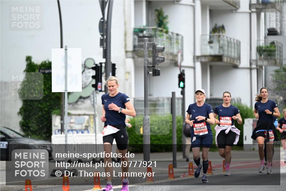 14.06.2026 - REWE Women's Run Dr. Thomas Lammeyer http://msf.ph/oto/9777921 14.06.2026 10:42:13 Laufen 5074 meine-sportfotos.de