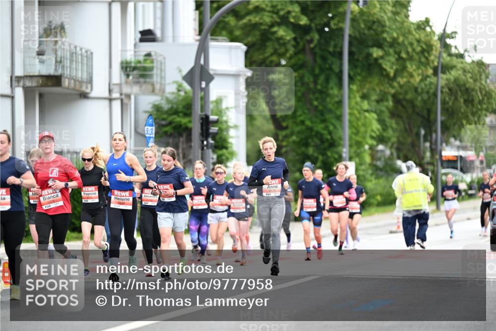 14.06.2026 - REWE Women's Run Dr. Thomas Lammeyer http://msf.ph/oto/9777958 14.06.2026 10:42:18 Laufen 5218, 5898 meine-sportfotos.de