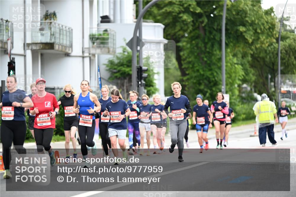 14.06.2026 - REWE Women's Run Dr. Thomas Lammeyer http://msf.ph/oto/9777959 14.06.2026 10:42:18 Laufen 5216 meine-sportfotos.de