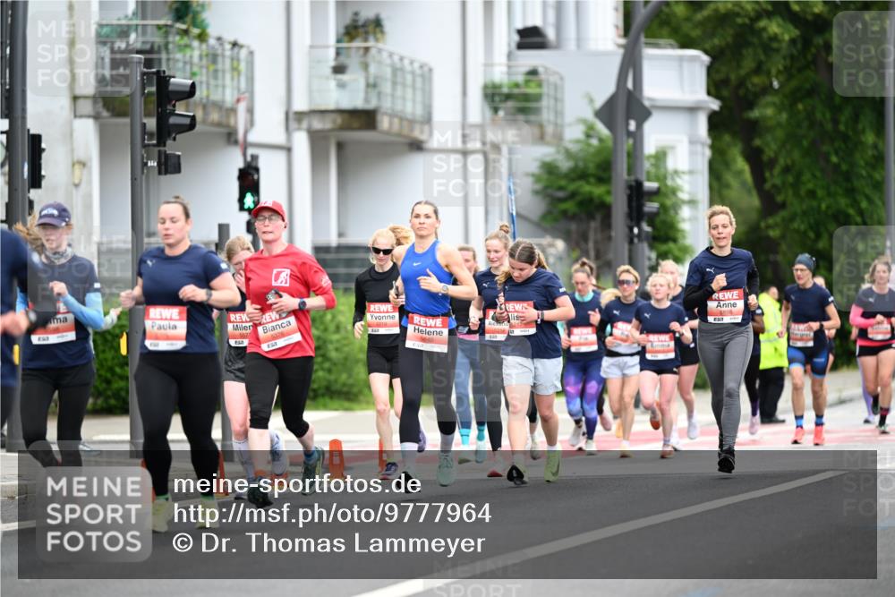14.06.2026 - REWE Women's Run Dr. Thomas Lammeyer http://msf.ph/oto/9777964 14.06.2026 10:42:18 Laufen 557, 5376, 5640, 57, 115217, 6218, 51 meine-sportfotos.de