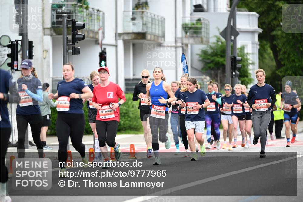 14.06.2026 - REWE Women's Run Dr. Thomas Lammeyer http://msf.ph/oto/9777965 14.06.2026 10:42:18 Laufen 5376, 5640, 5217 meine-sportfotos.de