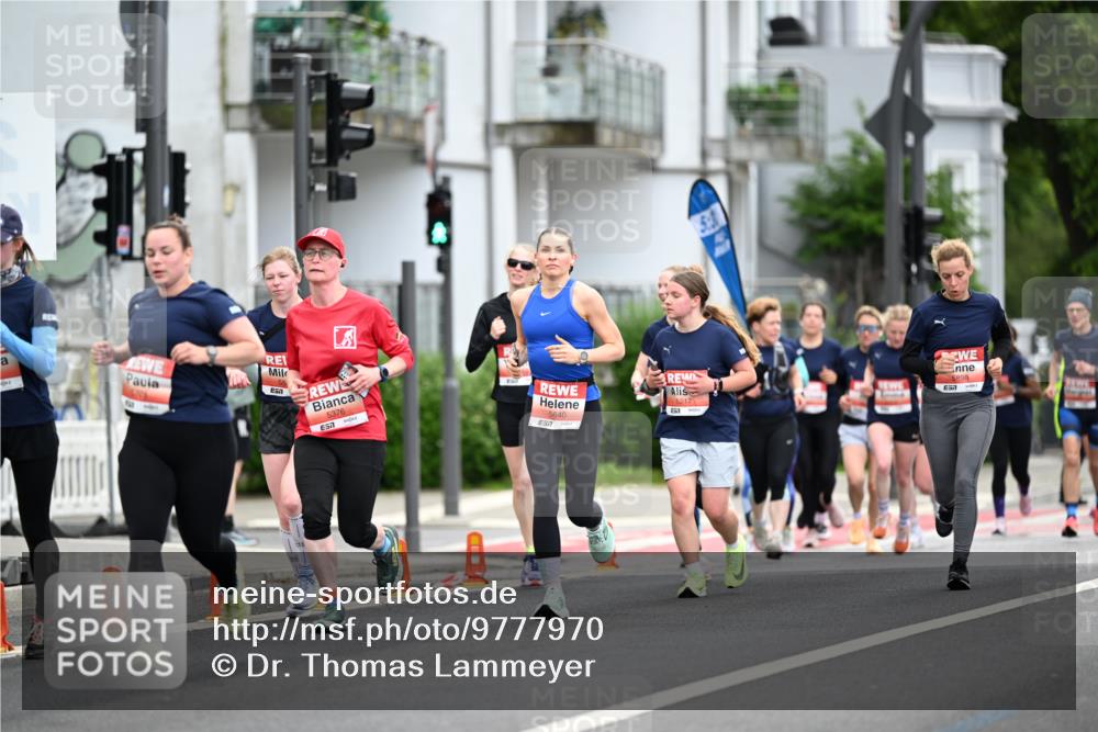 14.06.2026 - REWE Women's Run Dr. Thomas Lammeyer http://msf.ph/oto/9777970 14.06.2026 10:42:19 Laufen 670, 5376, 5640, 5217, 5898 meine-sportfotos.de