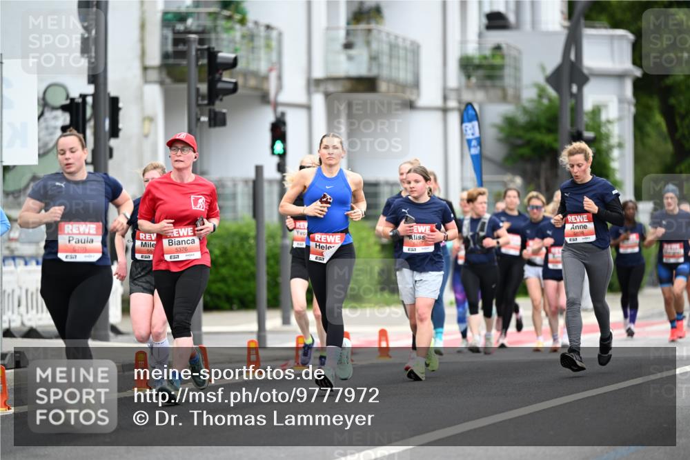14.06.2026 - REWE Women's Run Dr. Thomas Lammeyer http://msf.ph/oto/9777972 14.06.2026 10:42:19 Laufen 6701, 557, 5376, 1, 5217, 5898 meine-sportfotos.de
