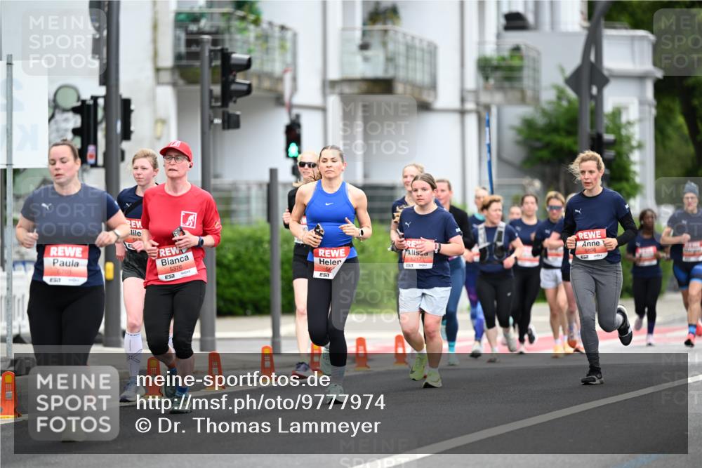 14.06.2026 - REWE Women's Run Dr. Thomas Lammeyer http://msf.ph/oto/9777974 14.06.2026 10:42:19 Laufen 6701, 5376, 7, 5217, 57, 5898, 657 meine-sportfotos.de
