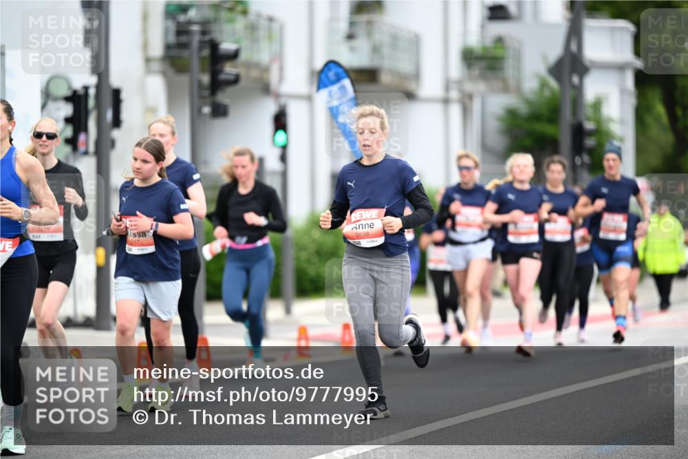 14.06.2026 - REWE Women's Run Dr. Thomas Lammeyer http://msf.ph/oto/9777995 14.06.2026 10:42:22 Laufen 3, 219, 217, 5898, 557 meine-sportfotos.de