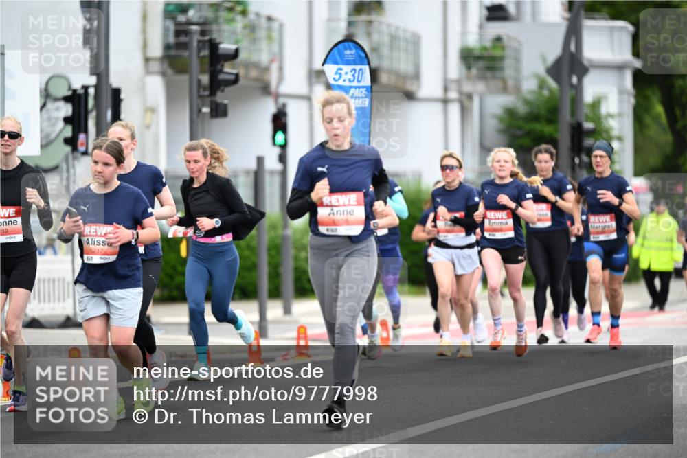14.06.2026 - REWE Women's Run Dr. Thomas Lammeyer http://msf.ph/oto/9777998 14.06.2026 10:42:22 Laufen 219, 5, 30, 5217, 57 meine-sportfotos.de