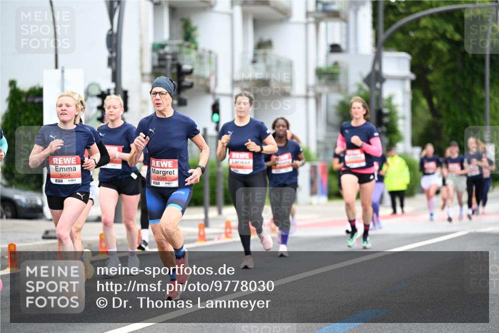 14.06.2026 - REWE Women's Run Dr. Thomas Lammeyer http://msf.ph/oto/9778030 14.06.2026 10:42:26 Laufen 5904, 7, 5095, 7 meine-sportfotos.de