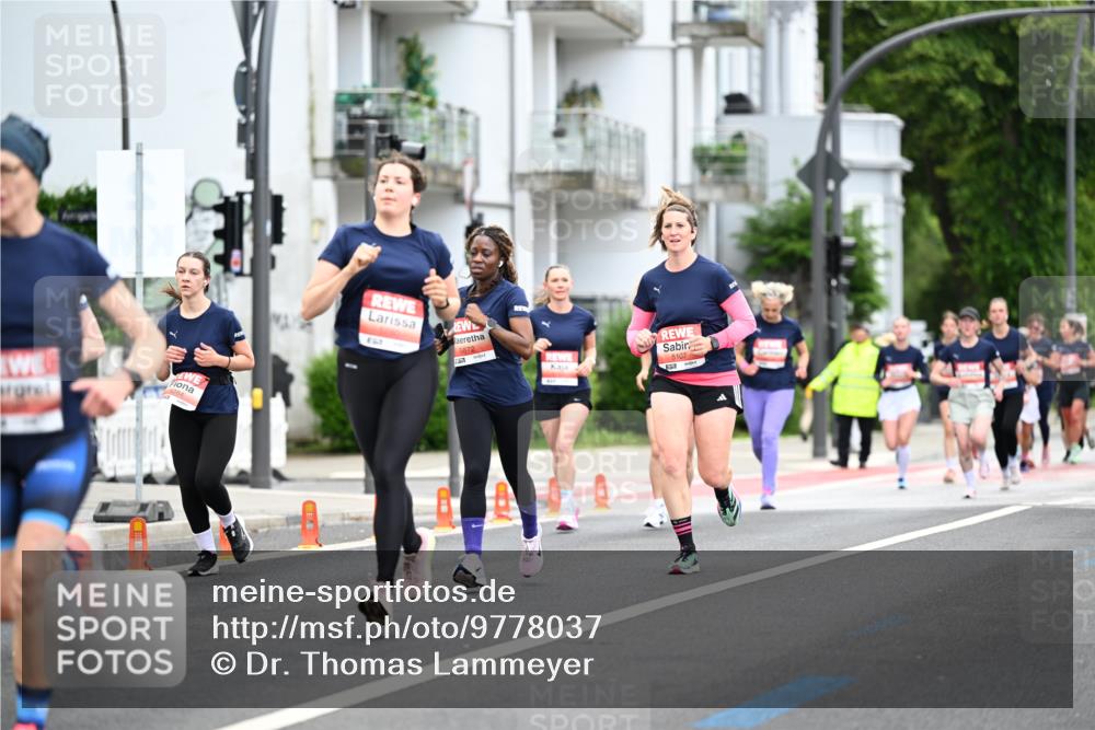 14.06.2026 - REWE Women's Run Dr. Thomas Lammeyer http://msf.ph/oto/9778037 14.06.2026 10:42:27 Laufen 5872, 5107, 157 meine-sportfotos.de