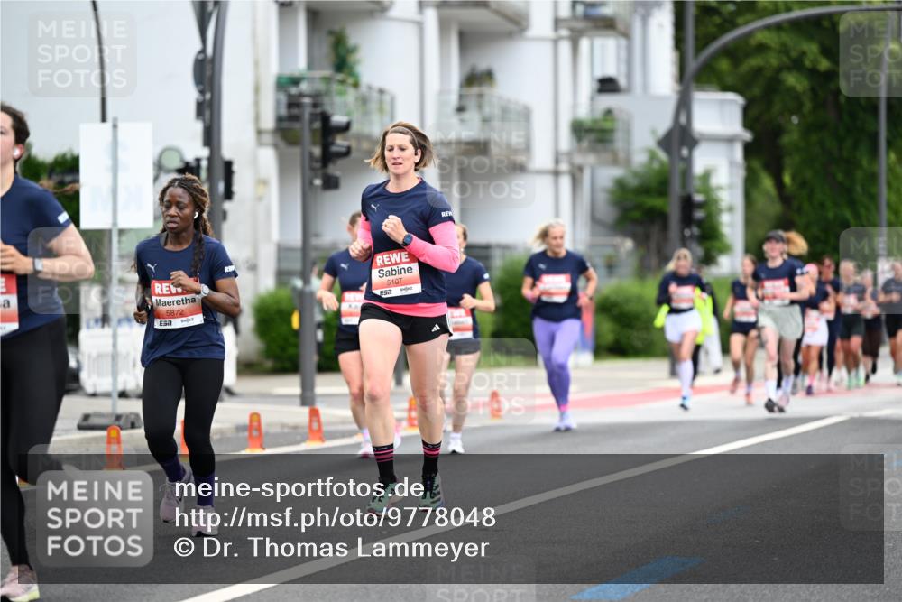 14.06.2026 - REWE Women's Run Dr. Thomas Lammeyer http://msf.ph/oto/9778048 14.06.2026 10:42:28 Laufen 5872, 5107, 657 meine-sportfotos.de