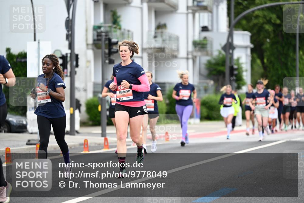 14.06.2026 - REWE Women's Run Dr. Thomas Lammeyer http://msf.ph/oto/9778049 14.06.2026 10:42:28 Laufen 5872, 5107, 577 meine-sportfotos.de